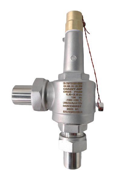 อุตสาหกรรม DN25 PN40 วาล์วนิรภัยไครโอเจนิกสแตนเลส 304 316 สำหรับ LNG LO2 LN2