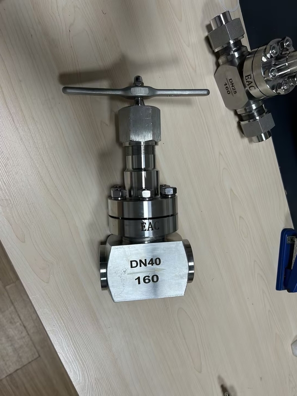 LNG LOX LIN LAR LCO2 ถัง Cryogenic ความดันสูง วาล์วกลอบ คุณภาพสูง PN320 วาล์ว
